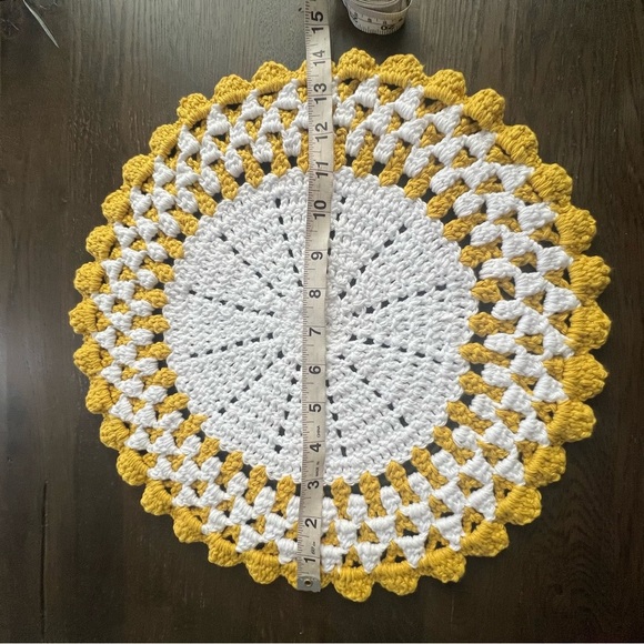 Set of 6 White/Bamboo Crochet Placemats - Picture 11 of 13